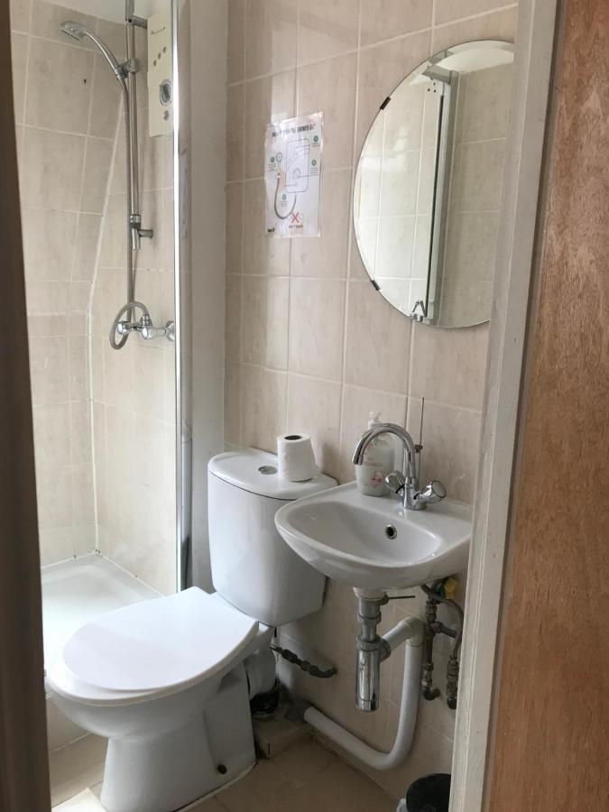 Single Bedroom With Wifi Off Bricklane 3 London Exterior foto