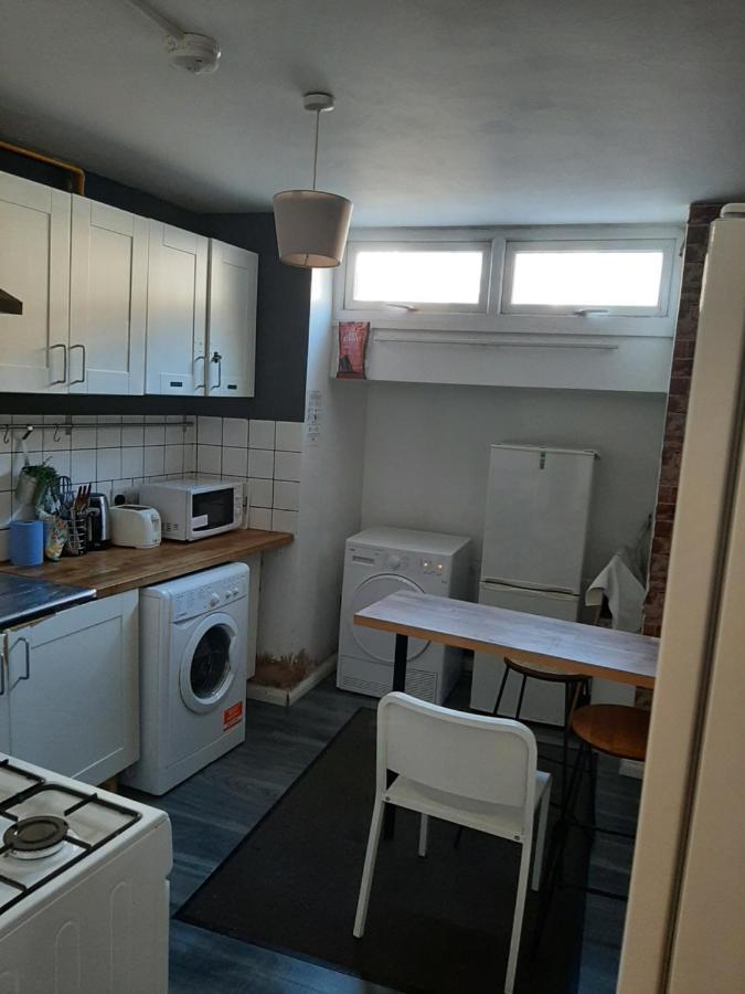 Single Bedroom With Wifi Off Bricklane 3 London Exterior foto